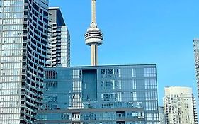 Upscale Downtown Toronto Condos By Cn Tower